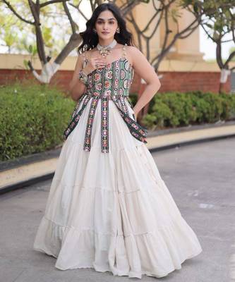 Navratri White Dori Detail Lehenga Choli in Cotton Poly 2