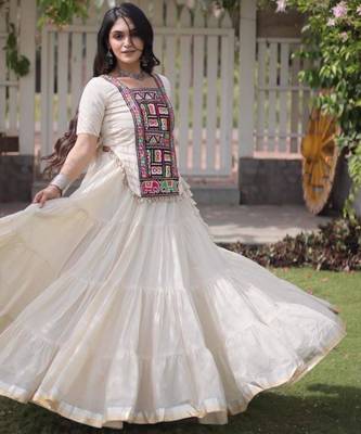Navratri White Dori Detail Lehenga Choli in Cotton Poly 3