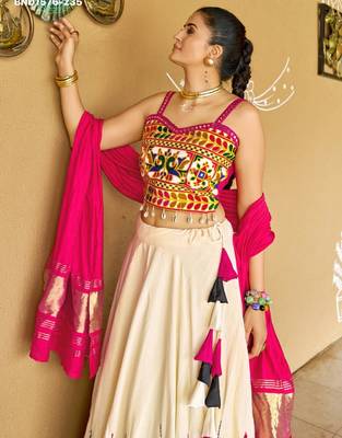 Navratri White Mirror Work Lehenga Choli in Cotton Poly 1