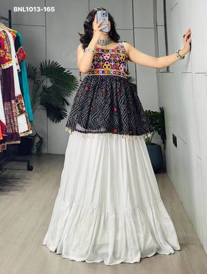 Navratri White Mirror Work Lehenga Choli in Cotton Poly 1