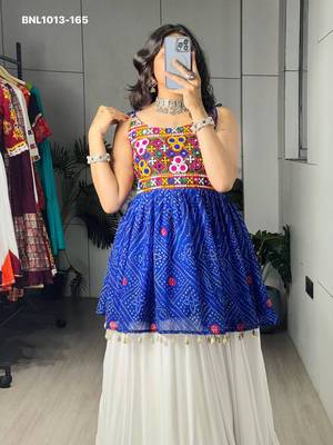 Navratri White Mirror Work Lehenga Choli in Cotton Poly 4