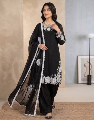 Black & white embroidered designer kurta palazzo set with  dupatta 2