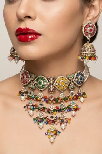 kundan choker jewelry set with jhumkas & maang tikka for women