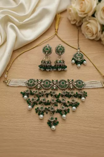 kundan choker jewelry set with jhumkas & maang tikka for women 