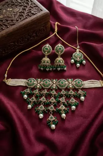 kundan choker jewelry set with jhumkas & maang tikka for women 
