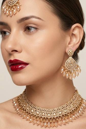 gold champagne indian jewelry set: choker necklace, earrings & maang tikka