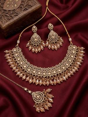 gold champagne indian jewelry set: choker necklace, earrings & maang tikka 2