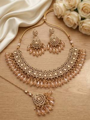 gold champagne indian jewelry set: choker necklace, earrings & maang tikka 4