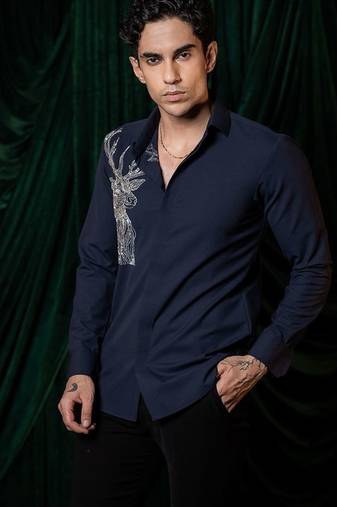 Blue embroidered lycra strech shirt