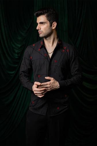 Black embroidered lycra strech shirt