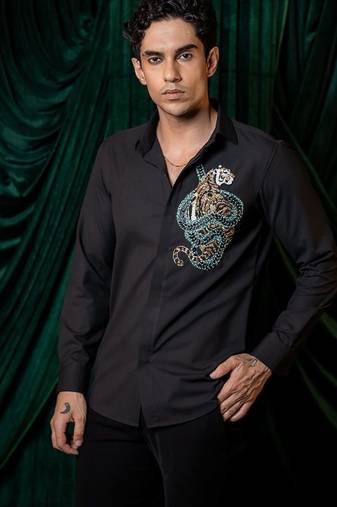 Black embroidered lycra strech shirt
