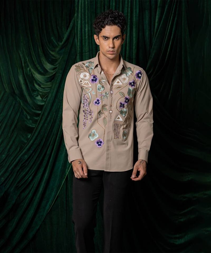 Red embroidered lycra strech shirt