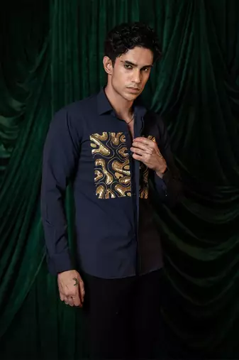 Blue embroidered lycra strech shirt