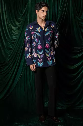 Blue embroidered lycra strech shirt