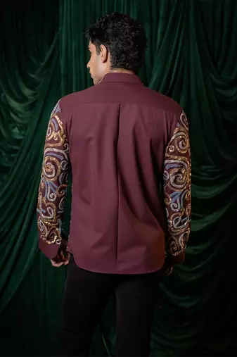 Red embroidered lycra strech shirt