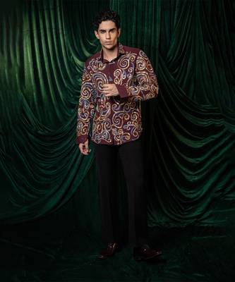 Red embroidered lycra strech shirt 5