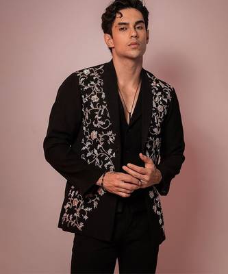 Black embroidered armani shacket 4