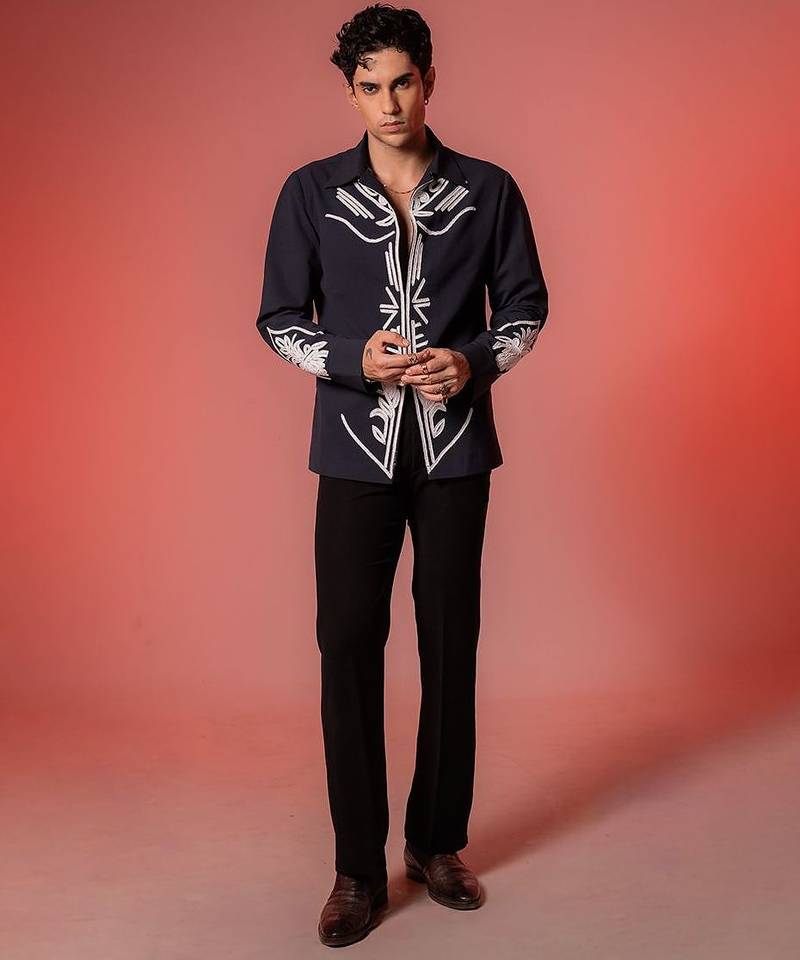 Blue embroidered lycra strech shirt
