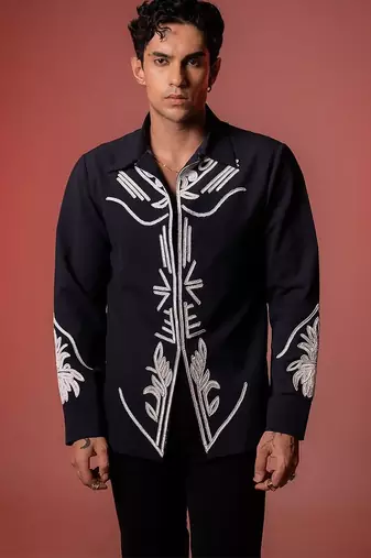 Blue embroidered lycra strech shirt