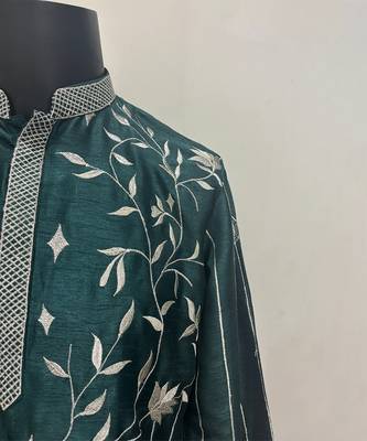 Green embroidered raw silk kurta 4