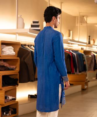 Blue embroidered raw silk kurta 5