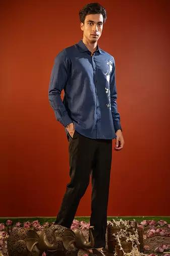 Navy blue embroidered cotton flex shirt