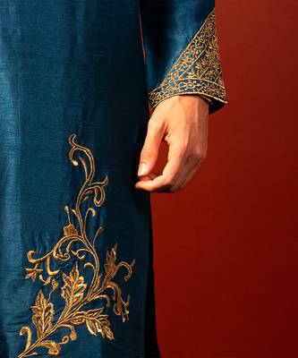Blue embroidered raw silk kurta 3