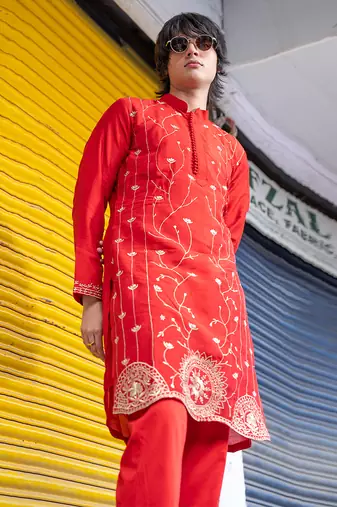 Red embroidered raw silk kurta