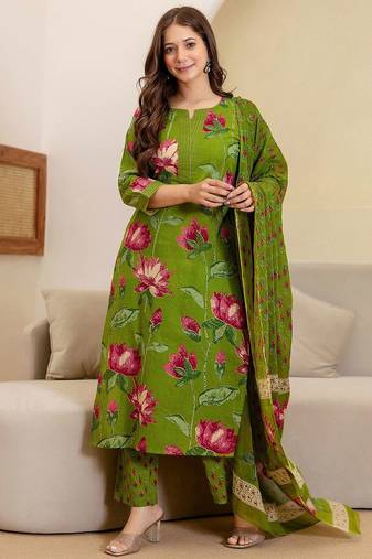 Women Floral Printed Round Neck Straight Kurta with Trousers & Dupatta