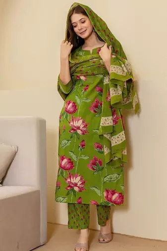 women floral printed round neck straight kurta with trousers & dupatta