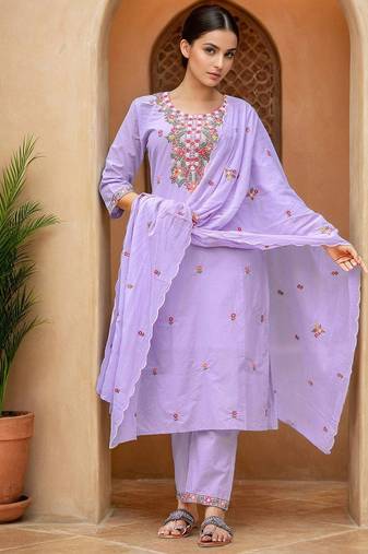 Women Ethnic Motifs Embroidered Thread Work Kurta with Trousers & Dupatta