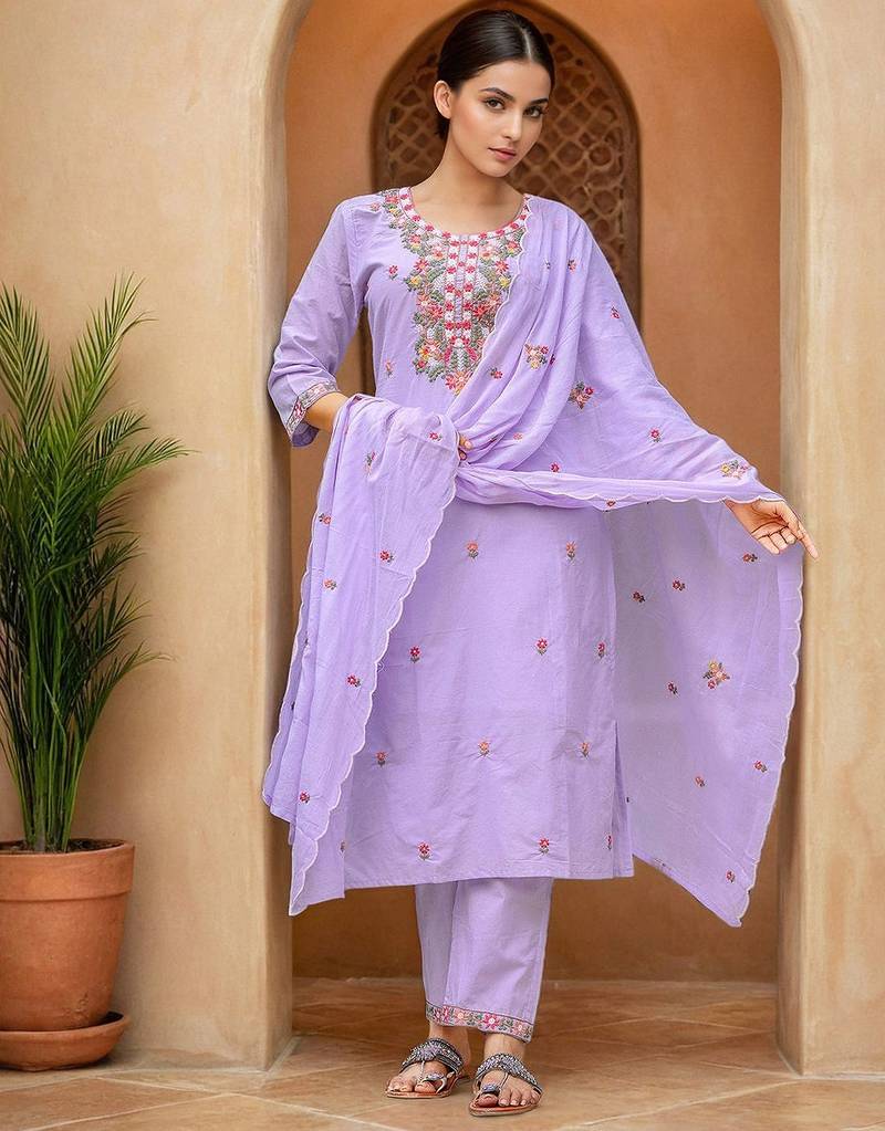 Women Ethnic Motifs Embroidered Thread Work Kurta with Trousers & Dupatta
