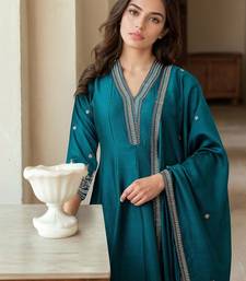 Women Ethnic Motifs Printed Kurta with Sharara & Dupatta