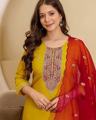 Women Ethnic Motifs Embroidered Regular Kurta with Trousers & Dupatta 2