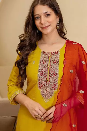 Women Ethnic Motifs Embroidered Regular Kurta with Trousers & Dupatta