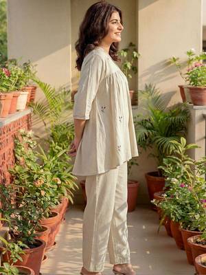 Embroidered Off White Cotton Blend Co Ords for Women 3