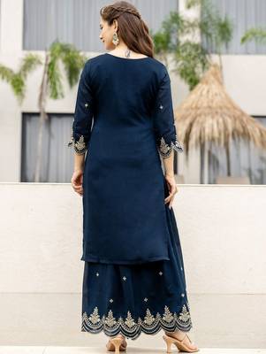 Women Ethnic Motifs Embroidered Regular Thread Work Kurta with Sharara & With Dupatta 5