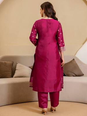 Women Woven Design Kurta with Trousers & Dupatta 3