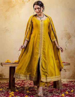 Women Ethnic Motifs Angrakha Sequinned Kurta & Trousers With Dupatta 6
