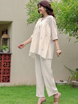 Embroidered Off White Cotton Blend Co Ords for Women 3