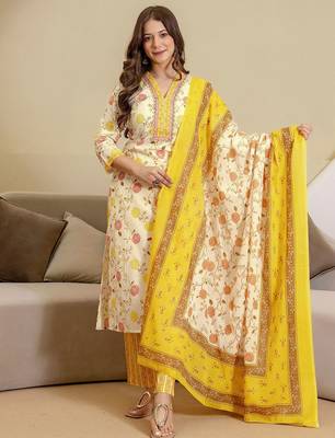 Floral Printed V-Neck Kurta With Trousers & Dupatta 5
