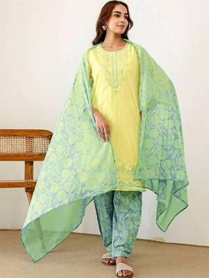 Women Ethnic Motifs Embroidered Regular Thread Work Pure Cotton Kurta with Trousers & With Dupatta 3