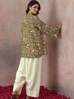 Printed Olive Green & Cream Viscose Rayon Short Straight Kurta With Farshi Salwar Set 3