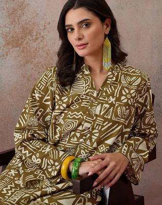 Printed Olive Green & Cream Viscose Rayon Short Straight Kurta With Farshi Salwar Set 5
