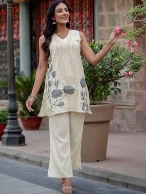 Embroidered Off White Cotton Blend Co Ords for Women 7