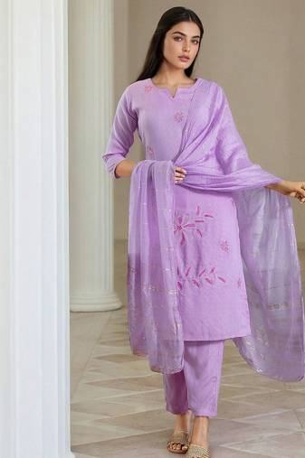Women Ethnic Motifs Embroidered Kurta with Trouser & Dupatta