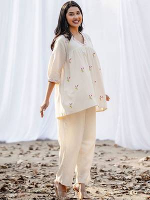 Embroidered Off White Cotton Blend Co Ords for Women 3