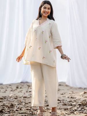 Embroidered Off White Cotton Blend Co Ords for Women 5