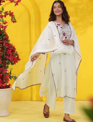 Women Floral Embroidered Regular Sequinned Pure Cotton Kurta with Palazzos & With Dupatta 5