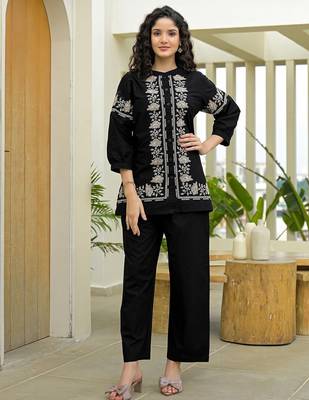 Embroidered Black Cotton Co Ords for Women 5